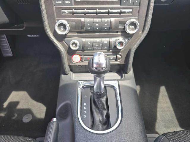 2016 Ford Mustang V6
