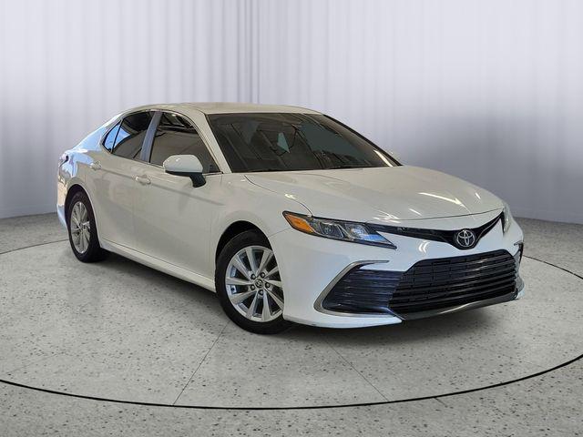 2022 Toyota Camry LE for sale in Kalamazoo, MI