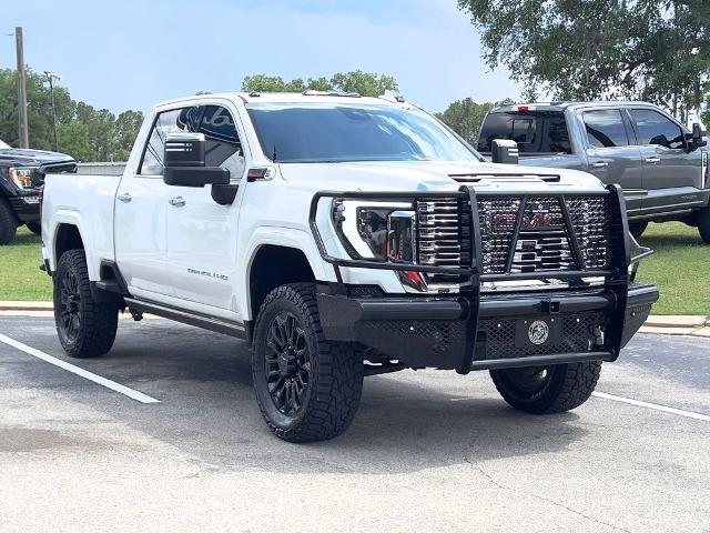 2024 GMC Sierra 2500HD 4WD Crew Cab Standard Bed Denali