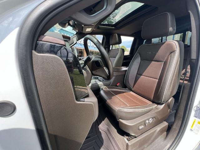 2024 GMC Sierra 2500HD 4WD Crew Cab Standard Bed Denali