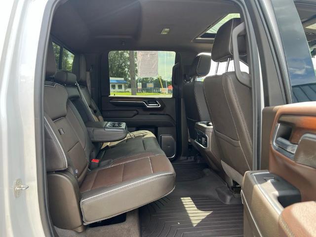 2024 GMC Sierra 2500HD 4WD Crew Cab Standard Bed Denali