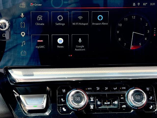 2024 GMC Sierra 2500HD 4WD Crew Cab Standard Bed Denali