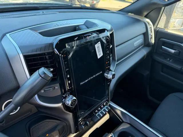 2026 Ram 3500 Big Horn Crew Cab 4x4 6'4" Box