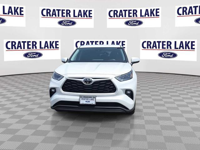 2022 Toyota Highlander LE