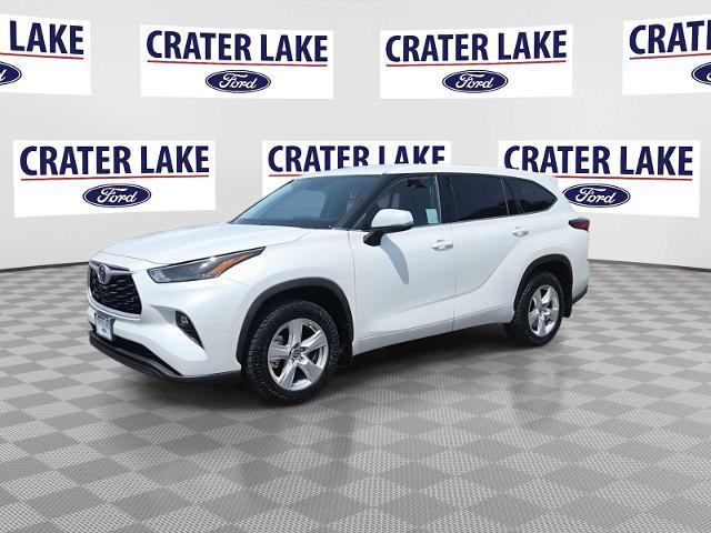 2022 Toyota Highlander LE