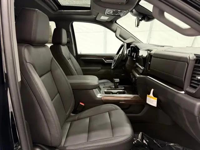 2026 Chevrolet Silverado 1500 4WD Crew Cab Short Bed RST