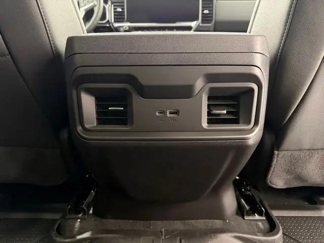 2026 Chevrolet Silverado 1500 4WD Crew Cab Short Bed RST