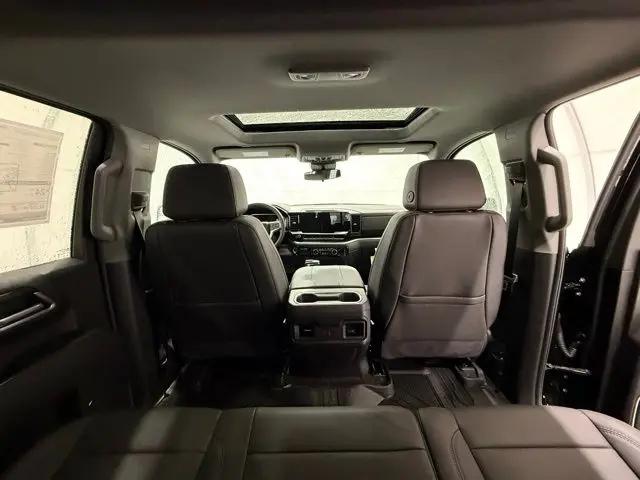 2026 Chevrolet Silverado 1500 4WD Crew Cab Short Bed RST