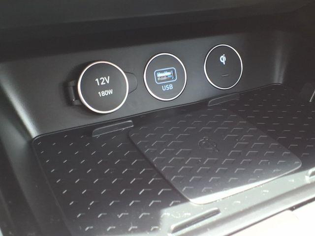 2025 Genesis G70 2.5T AWD