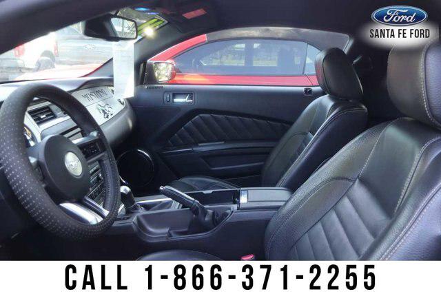 2011 Ford Mustang V6 Premium