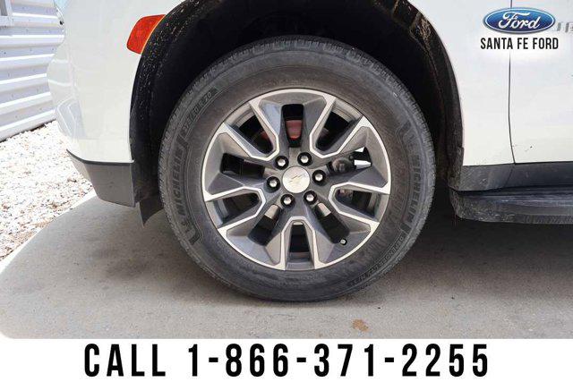 2021 Chevrolet Suburban 2WD LT