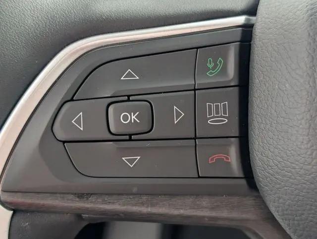 2023 Jeep Grand Cherokee L Limited 4x4