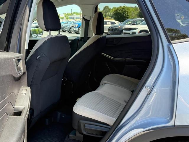 2022 Ford Escape SE Hybrid