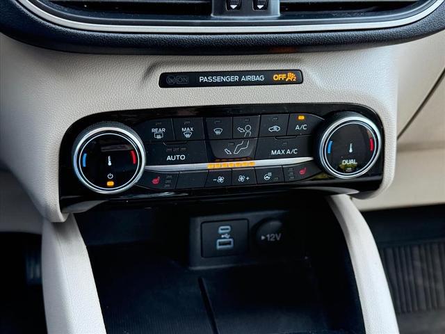 2022 Ford Escape SE Hybrid
