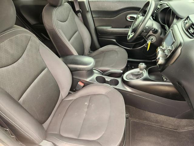 2015 Kia Soul Base
