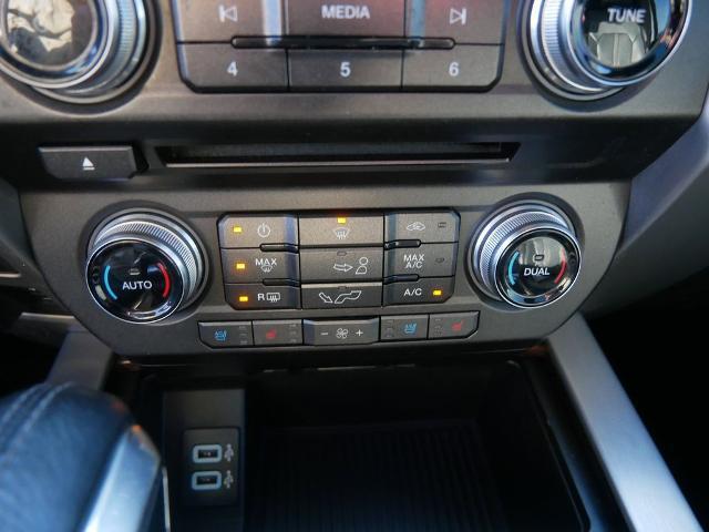2017 Ford F-150 Platinum