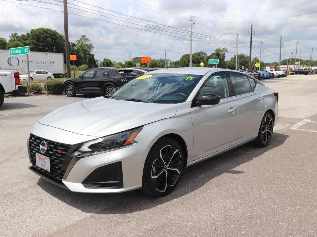 2024 Nissan Altima SR FWD