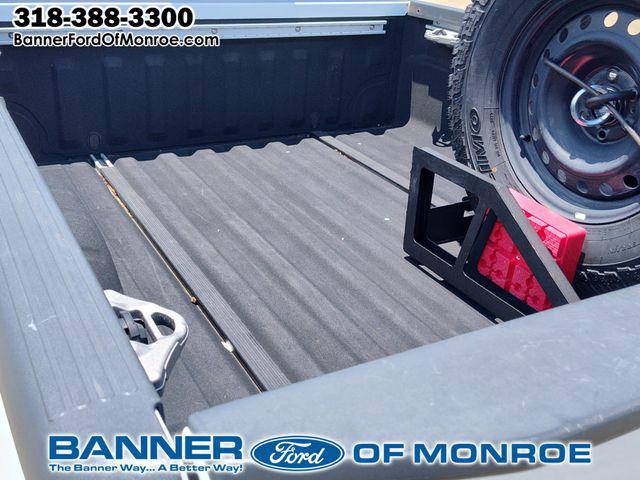 2020 Nissan Frontier Crew Cab Long Bed SV 4x4