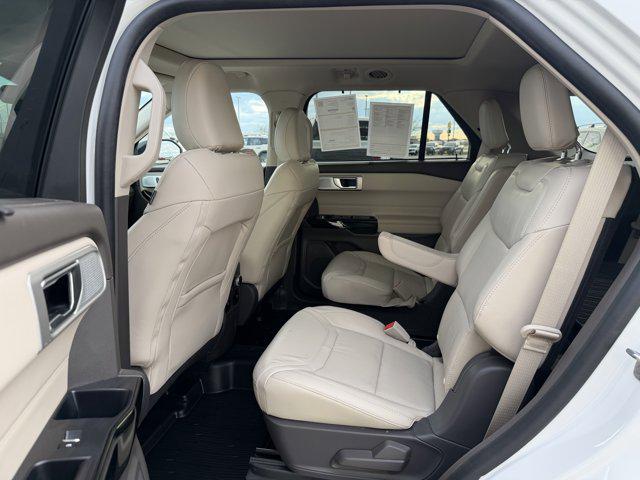 2023 Ford Explorer Platinum