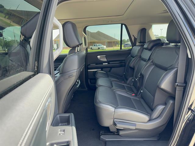 2025 Ford Expedition Platinum MAX
