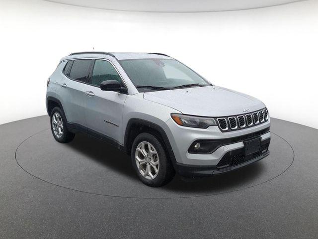2024 Jeep Compass Latitude 4x4 2024 Jeep Compass Latitude 4x4