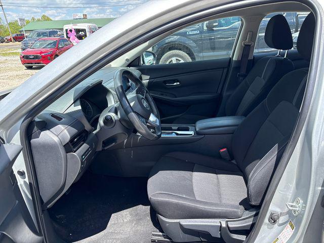 2023 Nissan Sentra SV Xtronic CVT