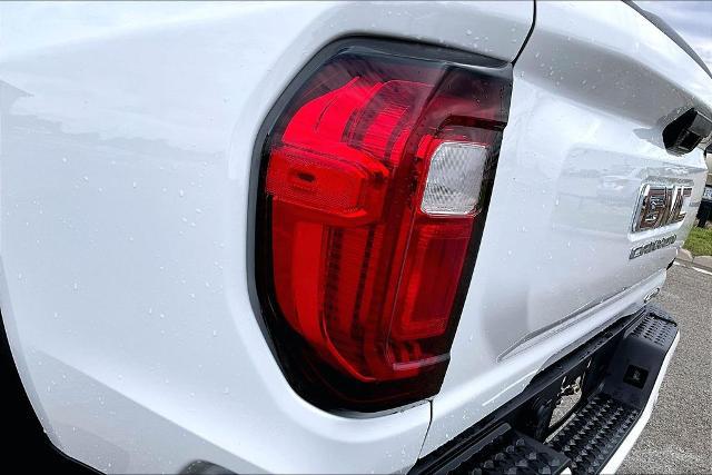 2023 GMC Canyon 4WD Crew Cab Short Box AT4