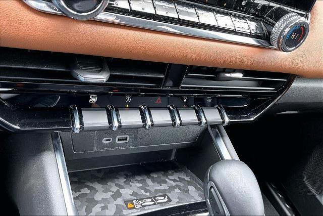 2023 GMC Canyon 4WD Crew Cab Short Box AT4