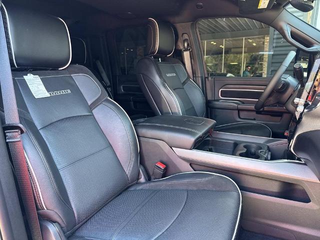 2025 Ram 3500 Laramie Crew Cab 4x4 8' Box