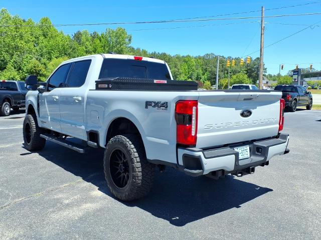 2025 Ford F-350 LARIAT