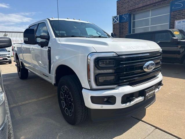 2026 Ford F-250 Platinum for sale in Indianola, IA