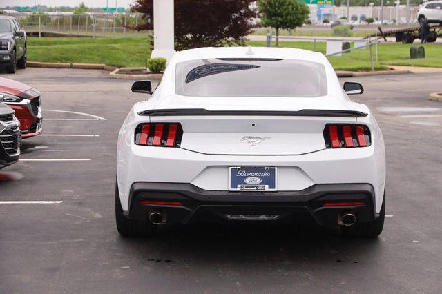 2025 Ford Mustang EcoBoost Fastback