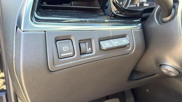 2026 Cadillac XT5 Premium Luxury AWD