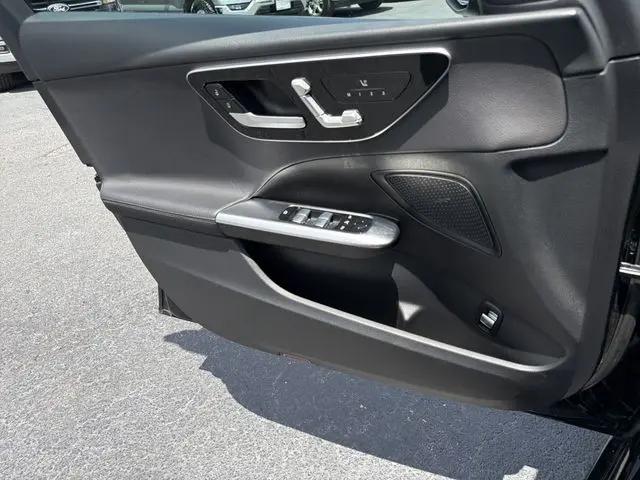 2025 Mercedes-Benz C-CLASS C 300 C 300