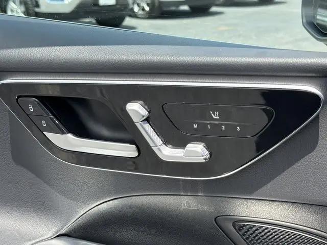 2025 Mercedes-Benz C-CLASS C 300 C 300