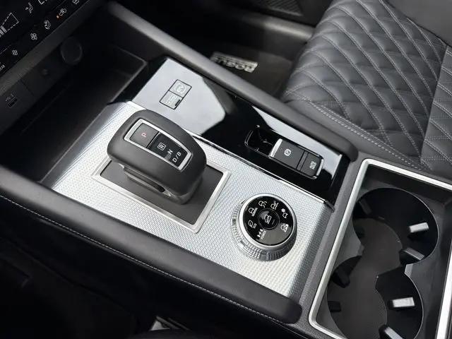 2026 Nissan Rogue Plug-In Hybrid Platinum