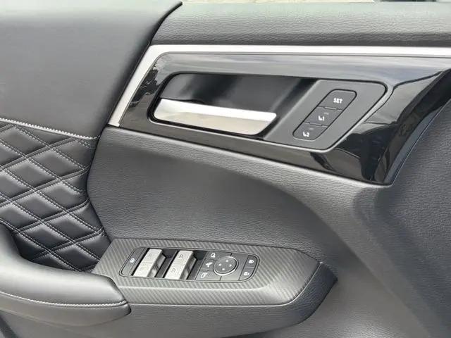 2026 Nissan Rogue Plug-In Hybrid Platinum