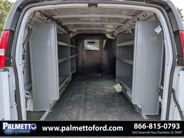 2022 Chevrolet Express Cargo Van RWD 2500 Regular Wheelbase WT