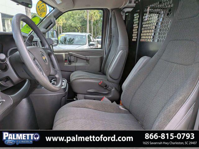 2022 Chevrolet Express Cargo Van RWD 2500 Regular Wheelbase WT