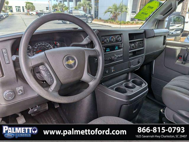 2022 Chevrolet Express Cargo Van RWD 2500 Regular Wheelbase WT