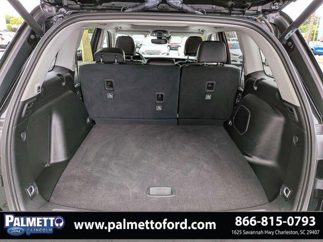 2023 Jeep Grand Cherokee Base