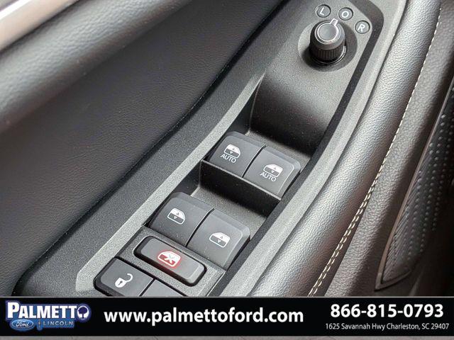 2023 Jeep Grand Cherokee Base