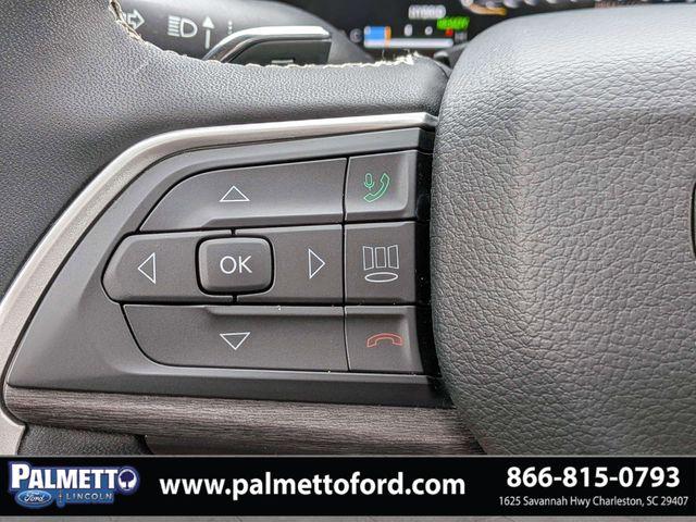 2023 Jeep Grand Cherokee Base
