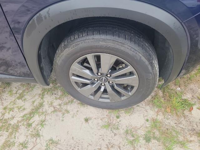 2024 Nissan Pathfinder SV FWD