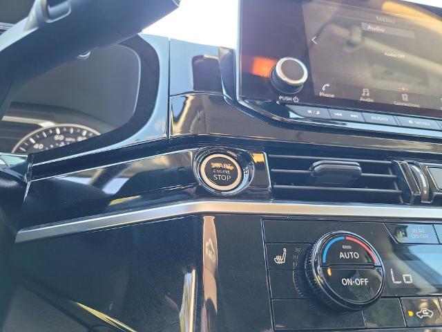 2024 Nissan Pathfinder SV FWD