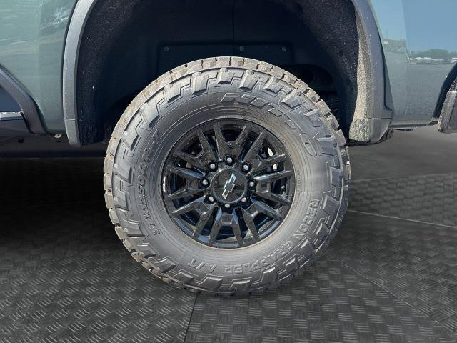 2026 Chevrolet Silverado 2500HD Crew Cab, Standard Bed, XR2, 4WD