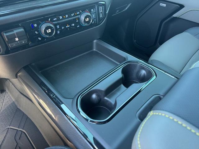 2026 Chevrolet Silverado 2500HD Crew Cab, Standard Bed, XR2, 4WD