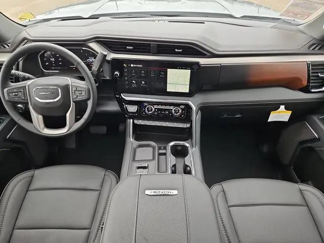 2026 GMC Sierra 2500HD Crew Cab, Standard Bed, Denali, 4WD