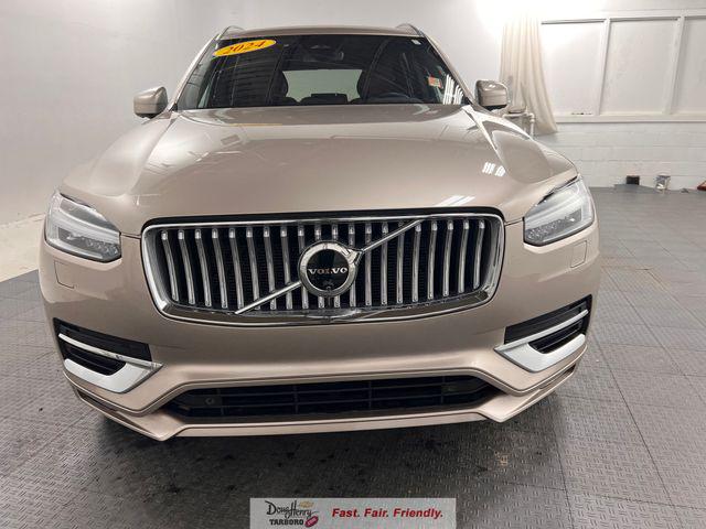 2024 Volvo XC90 B6 Plus Bright Theme 7-Seater