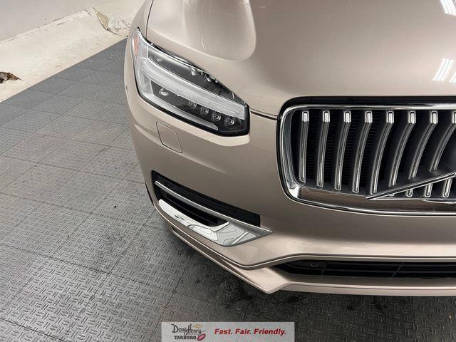 2024 Volvo XC90 B6 Plus Bright Theme 7-Seater
